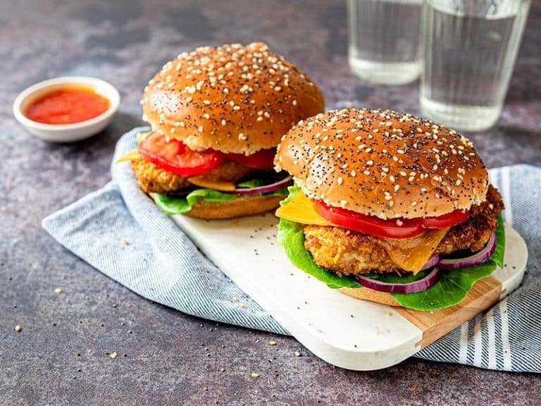 Crispy chicken burger