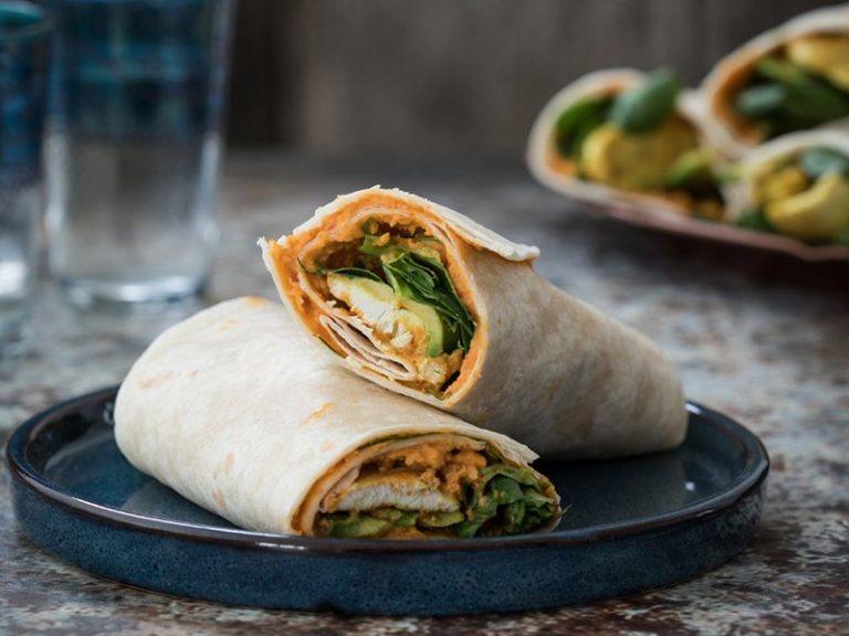 Recept-Durum-wraps-met-paprika-hummus-kip-en-avocado_3x4klein