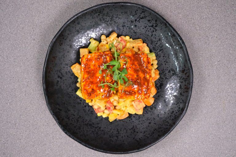 CAJUN HALLOUMI, SALSA VEG