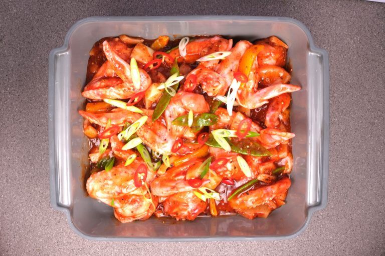 SWEET AND SOUR CHICKEN WINGS