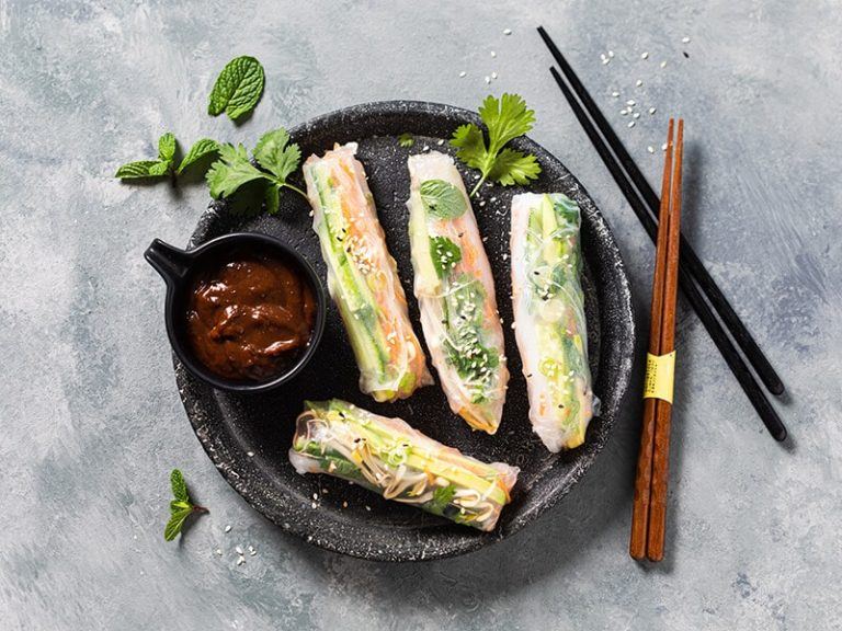 Springrolls-hoisin-satesaus-3x4-klein